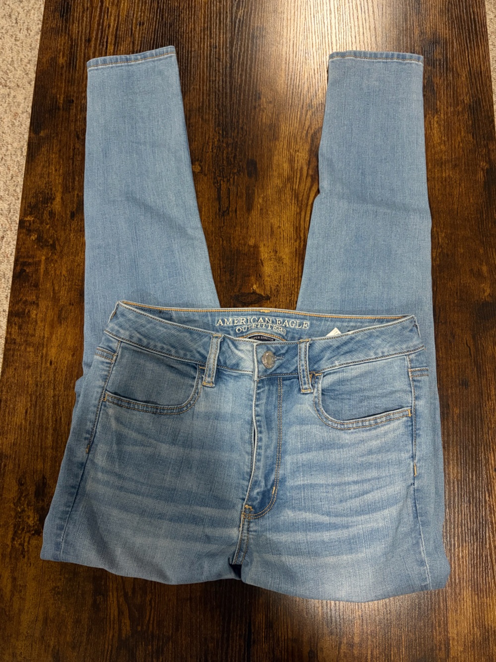 American Eagle Outfitters Light Wash Women's Skinny Jeans